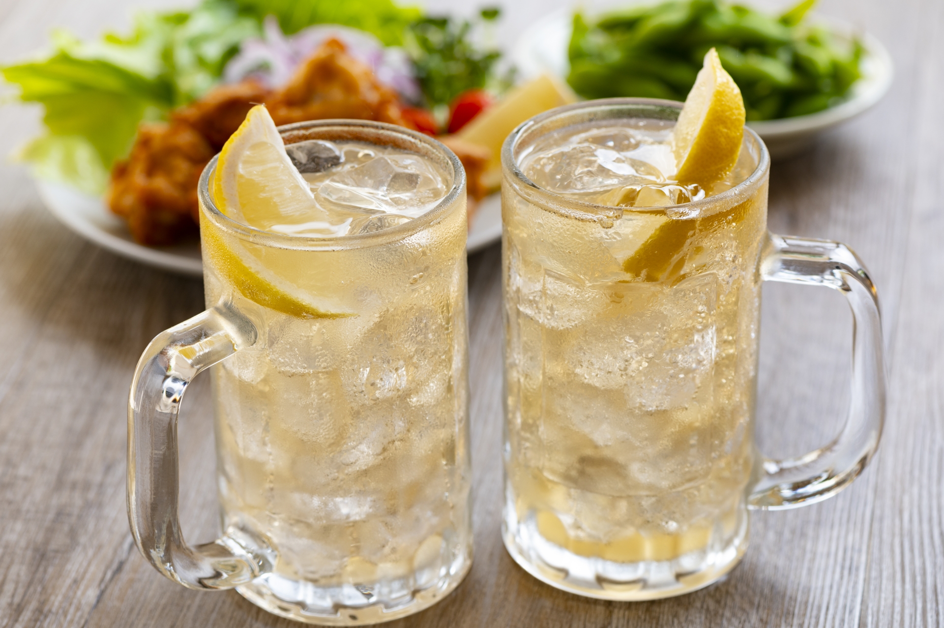 「もう手で注がない。」新時代の一杯。