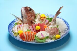 海の“もったいない”を食べ尽くす：未利用魚サブスク開始